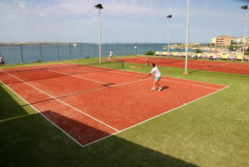 Tennis courts AS